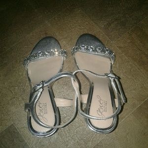 Jewel's By Bagley Mishka